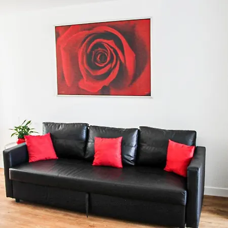 Grand T1 Moderne Jardin Pres De Cdg * Le Thillay
